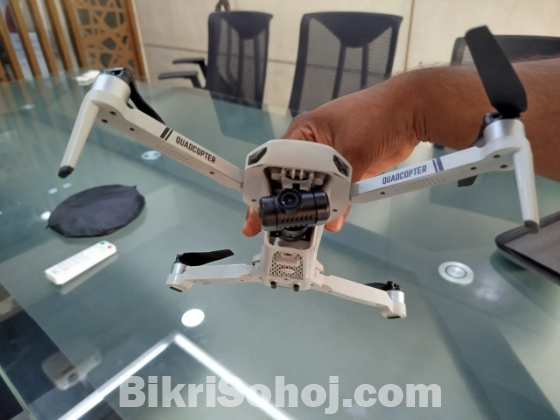Drone KF102